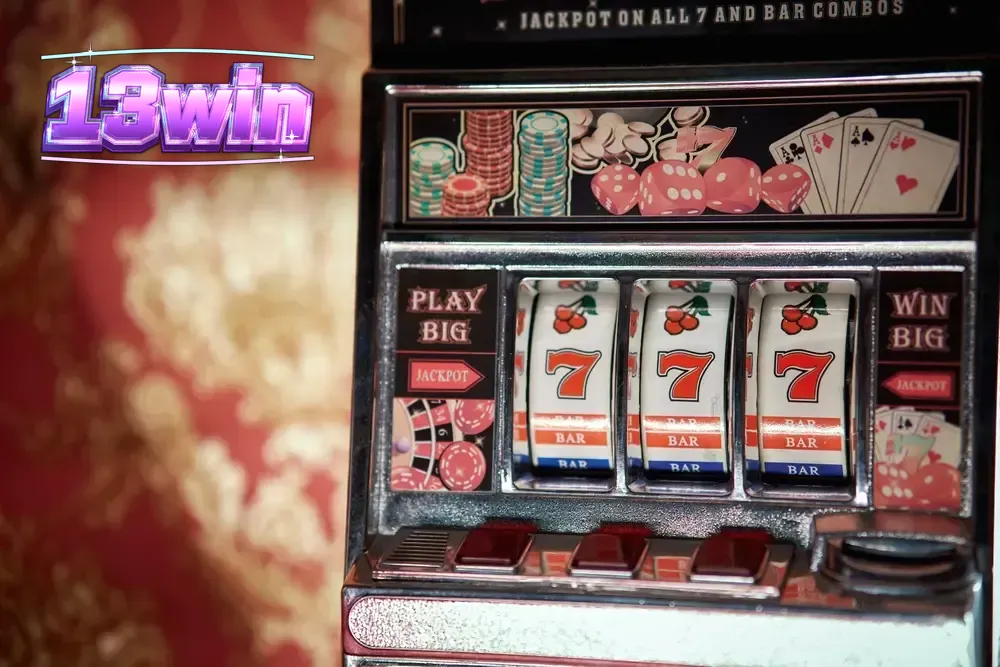 Giao diện trò chơi slot với hệ thống Jackpot Madness mới